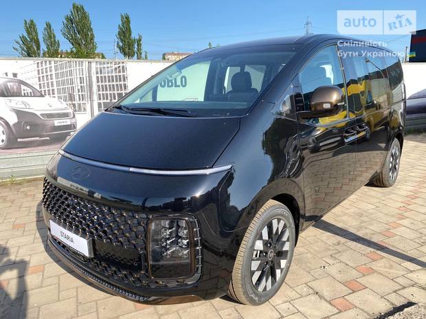 Hyundai Staria 2025