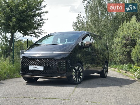 Hyundai Staria 2025