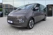 Hyundai Staria Business+