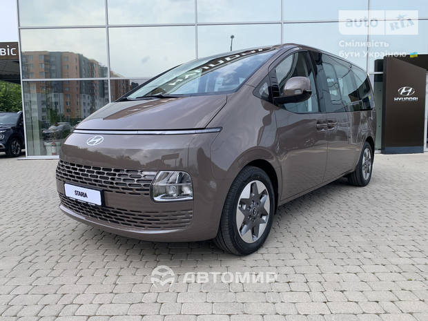 Hyundai Staria 2025