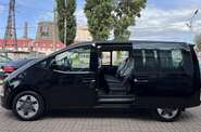 Hyundai Staria Business+