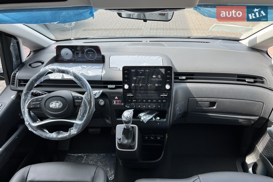 Hyundai Staria - фото 16