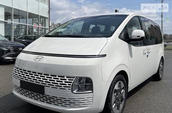 Hyundai Staria 2025 Business+
