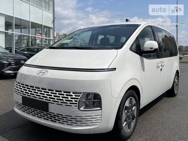 Hyundai Staria 2025