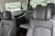 Hyundai Staria Top