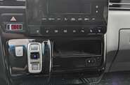 Hyundai Staria Top