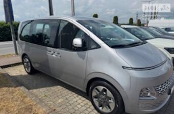 Hyundai Staria 2025 Business+