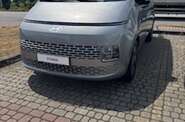 Hyundai Staria Business+