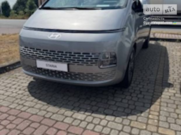 Hyundai Staria 2025