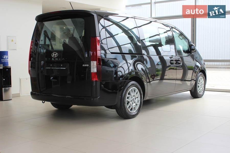 Hyundai Staria - фото 4