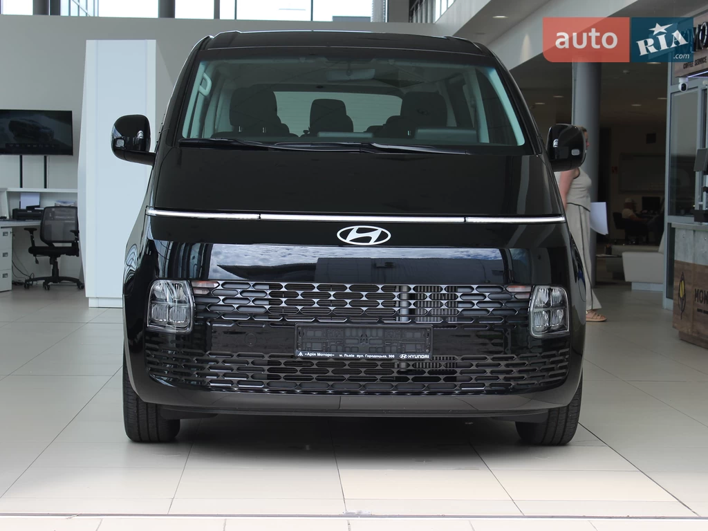 Hyundai Staria Business