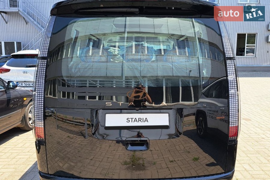 Hyundai Staria - фото 3