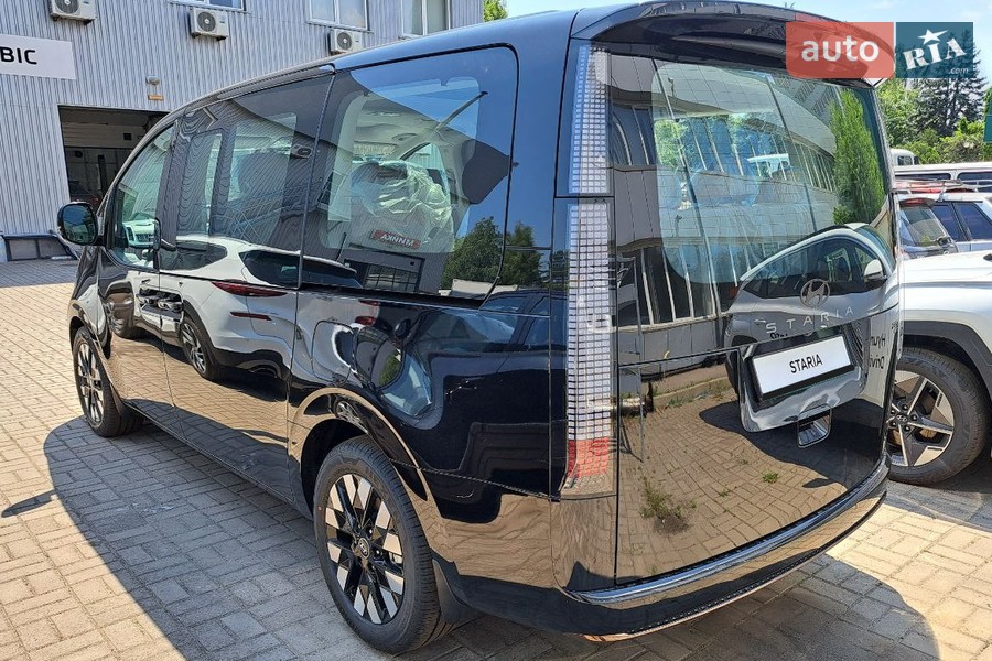 Hyundai Staria - фото 4