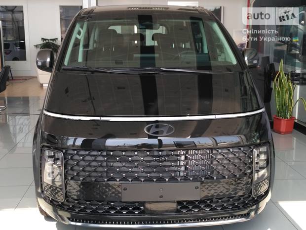 Hyundai Staria 2025