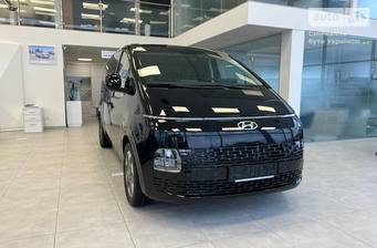 Hyundai Staria 2025 Business+
