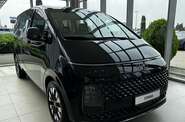Hyundai Staria Top