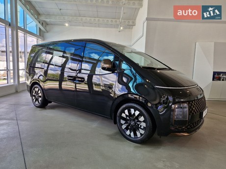 Hyundai Staria 2025