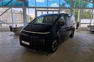Hyundai Staria Top