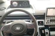 Hyundai Staria Top