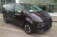 Hyundai Staria Top