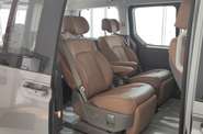 Hyundai Staria Top