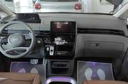 Hyundai Staria Top