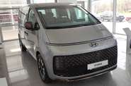 Hyundai Staria Top