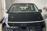 Hyundai Staria Top
