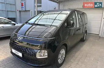 Hyundai Staria Hyundai Staria