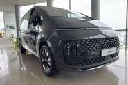 Hyundai Staria Top