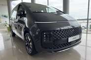 Hyundai Staria Top