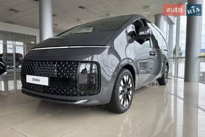 Hyundai Staria Top