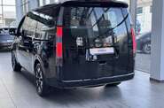 Hyundai Staria Hyundai Staria Top