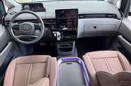 Hyundai Staria Hyundai Staria Top