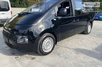 Hyundai Staria 2025 Comfort
