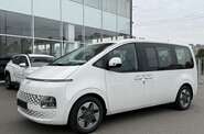 Hyundai Staria Business+