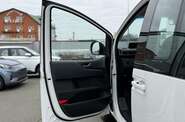 Hyundai Staria Business+