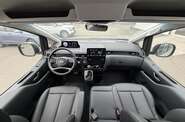 Hyundai Staria Business+