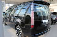Hyundai Staria Top
