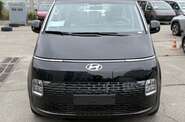 Hyundai Staria Business+