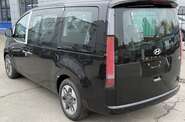 Hyundai Staria Business+