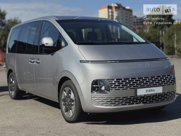Hyundai Staria 2025