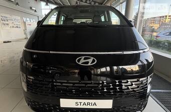 Hyundai Staria 2025 Business+
