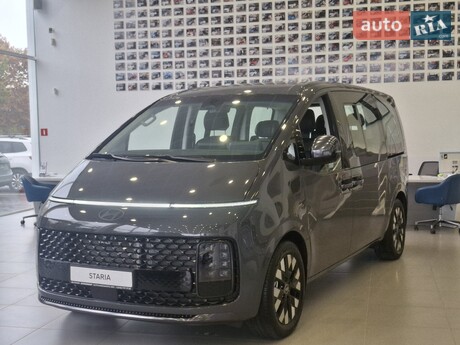Hyundai Staria 2025