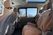 Hyundai Staria Top