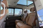 Hyundai Staria Top