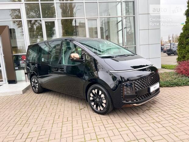 Hyundai Staria 2025