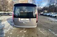 Hyundai Staria Top