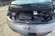 Hyundai Staria Top