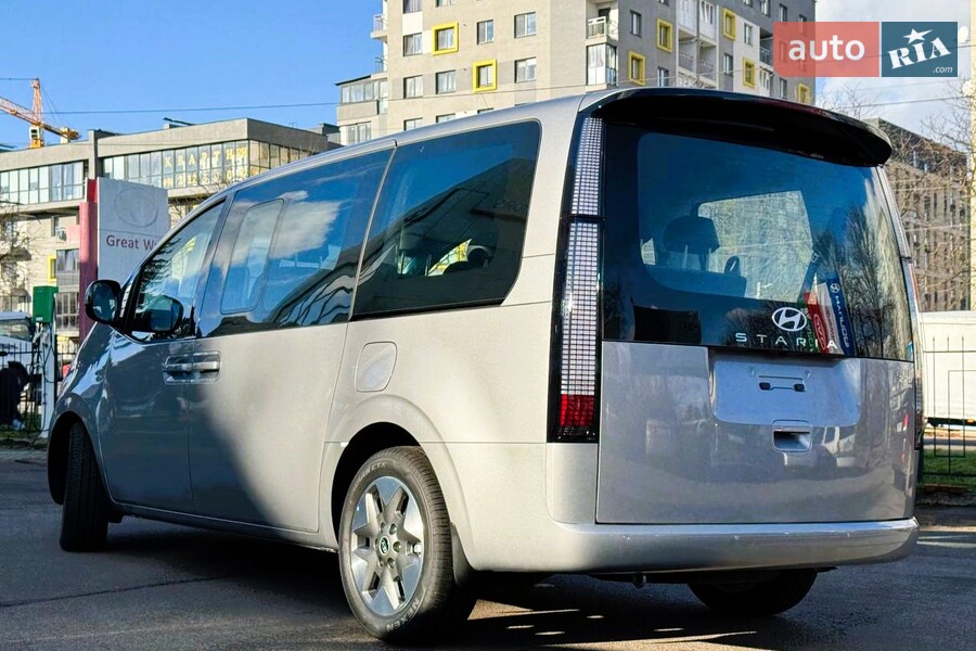 Hyundai Staria - фото 6